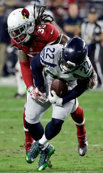 Seattle's offense struggles in 6-6 tie with Arizona